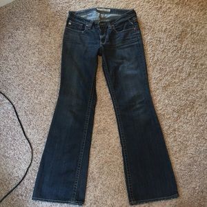 Big Star Maddie Mid Rise Jeans. Size 29L